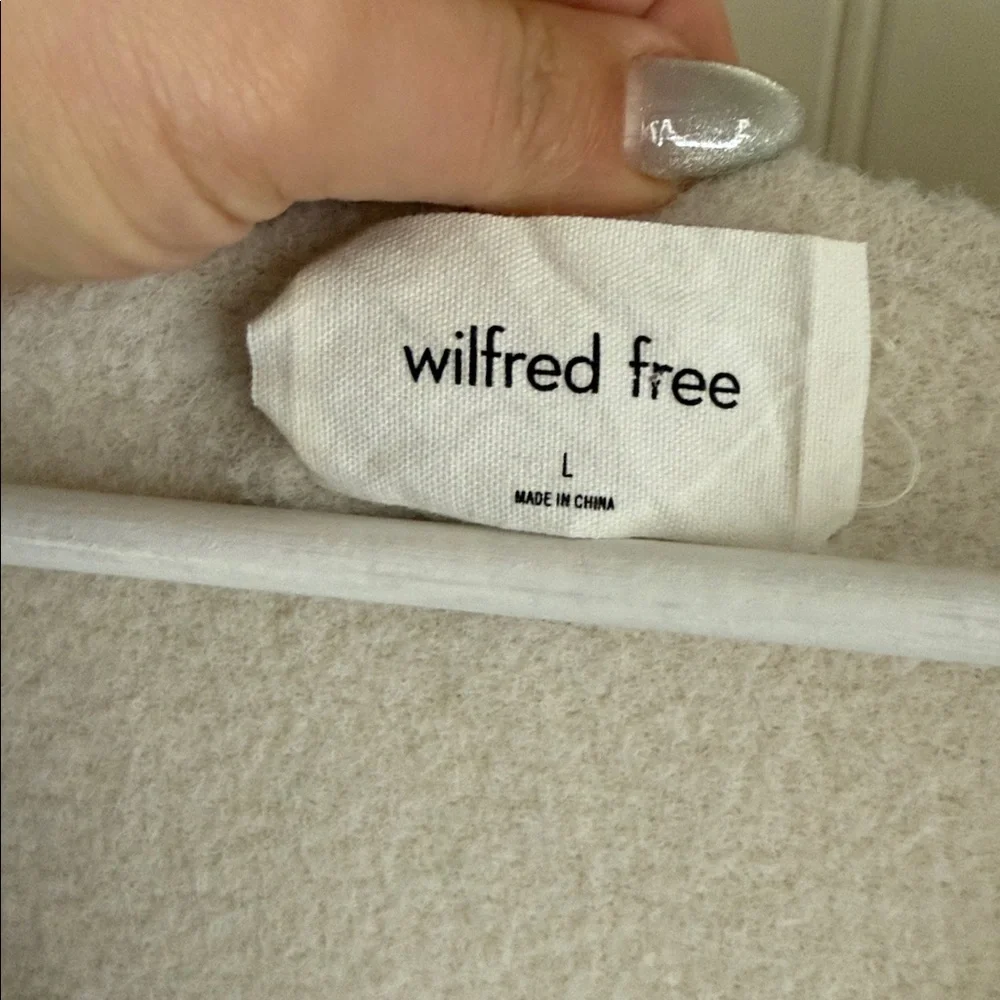 Aritzia Cream V-Neck Sweater - Picture 3 of 6